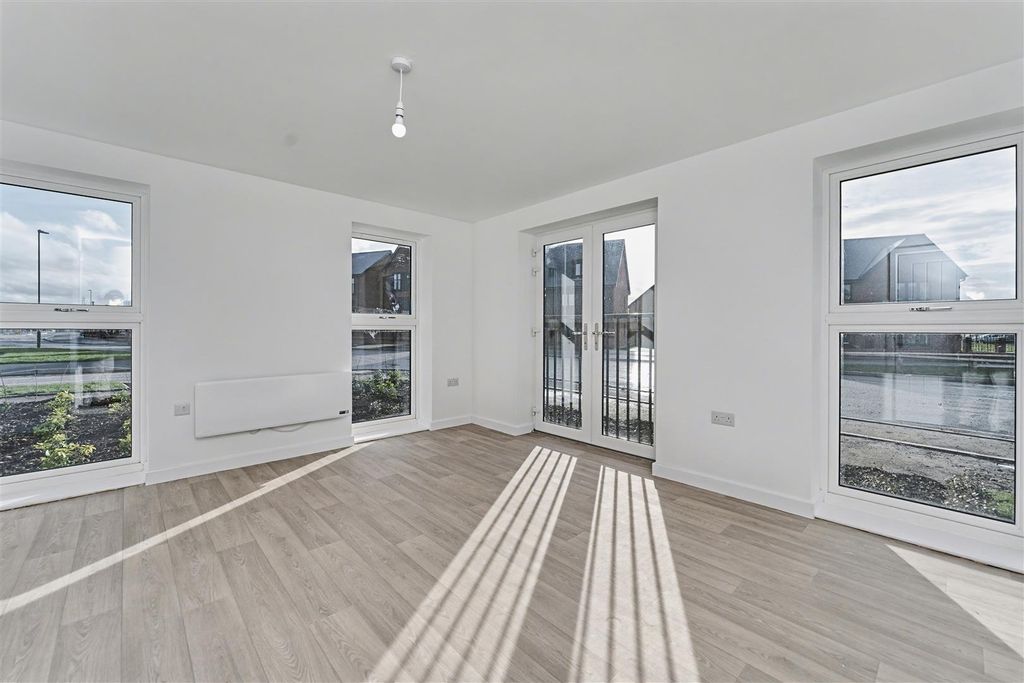 Property photo 2 of 12 20260121053029_Mmk03630_Adyo9.Jpg