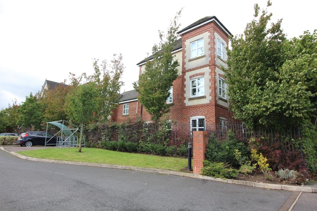 Property photo 1 of 9