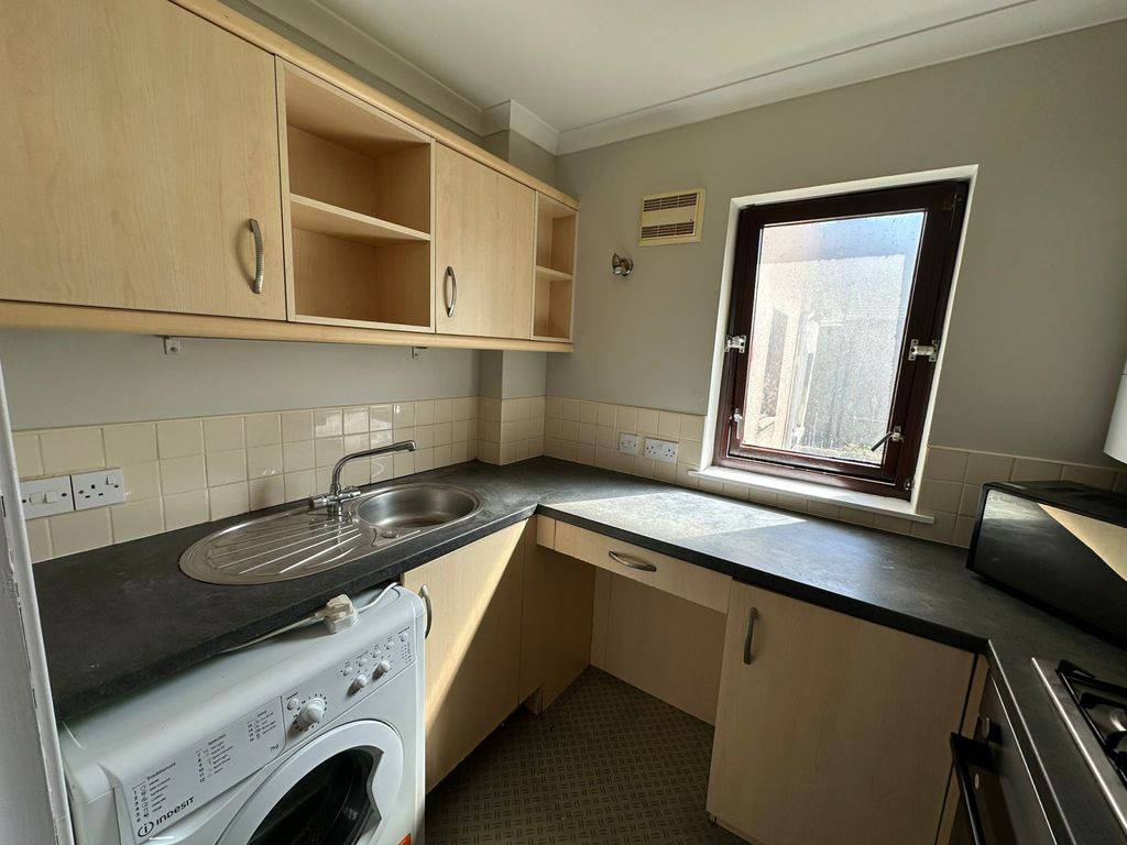 Property photo 3 of 15 Gallery