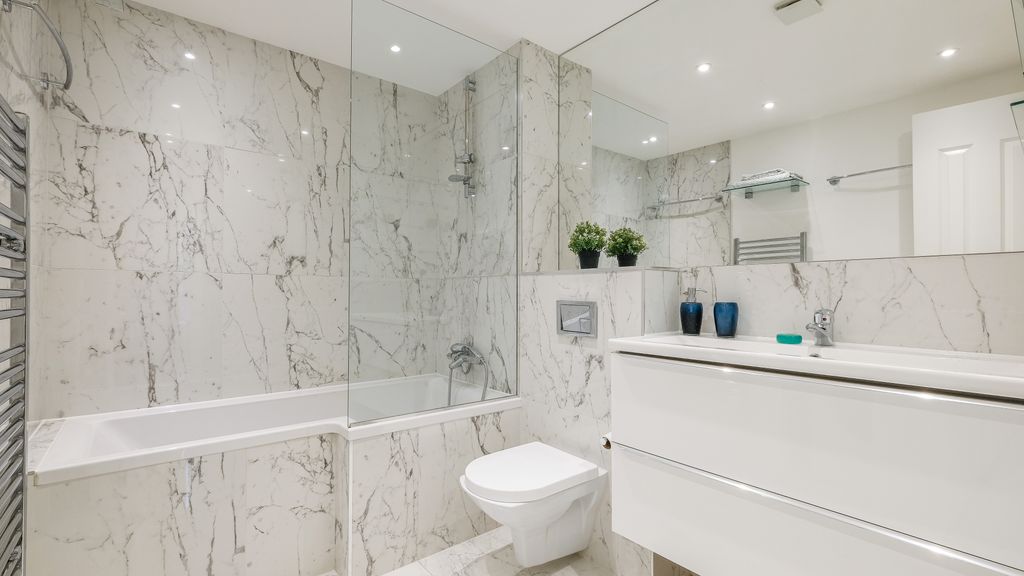 Property photo 3 of 24