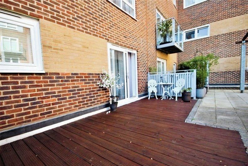 Property photo 3 of 8 Picture No. 04