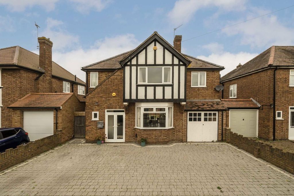 Property photo 1 of 7