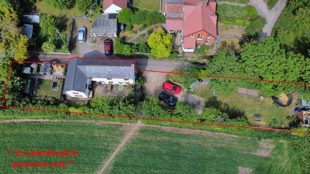 Property photo 2 of 26