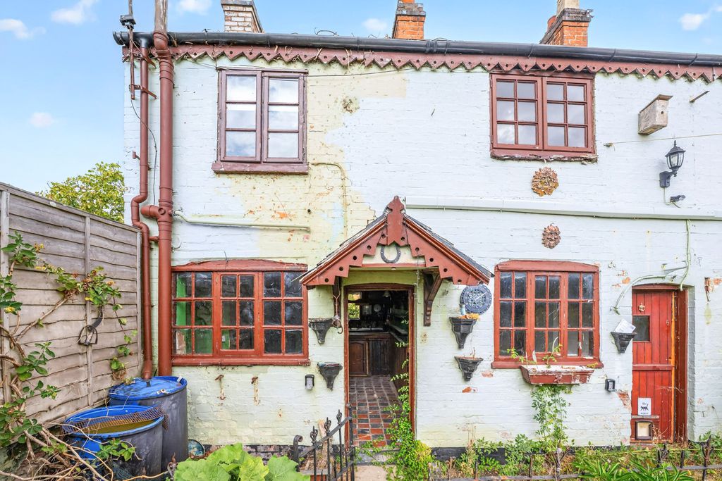 Property photo 1 of 16