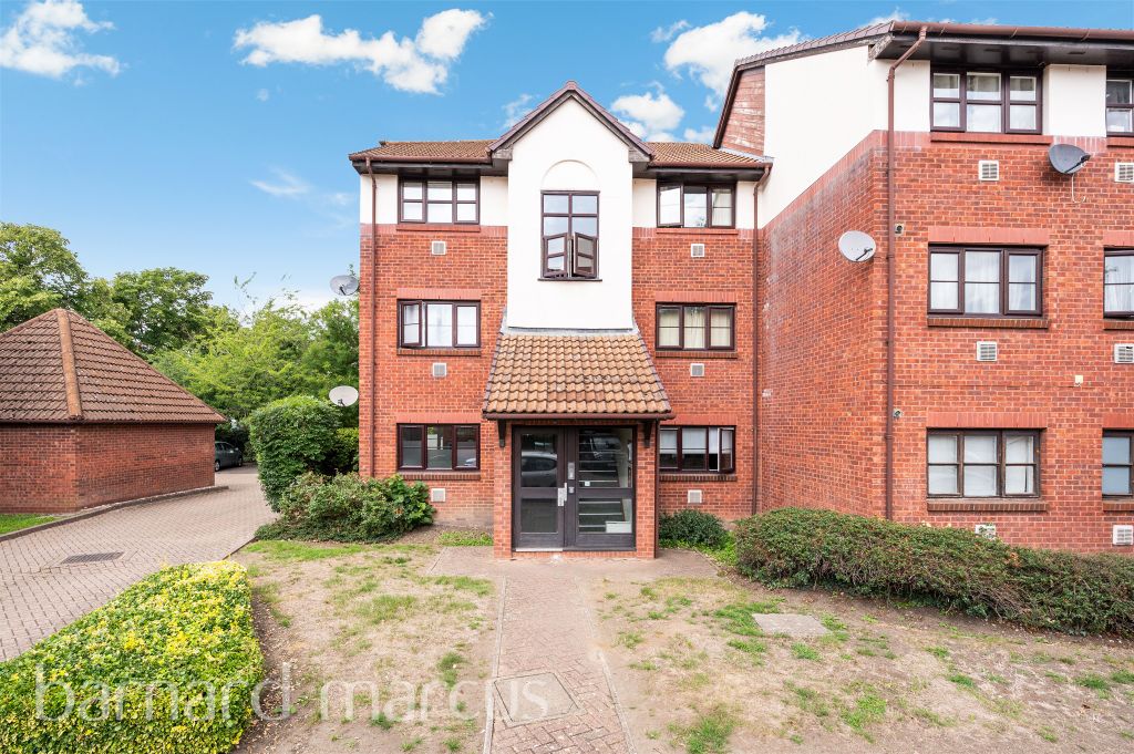 Property photo 1 of 8