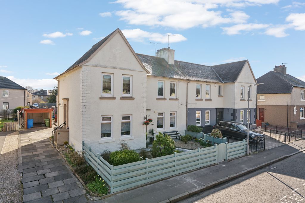 Property photo 1 of 27