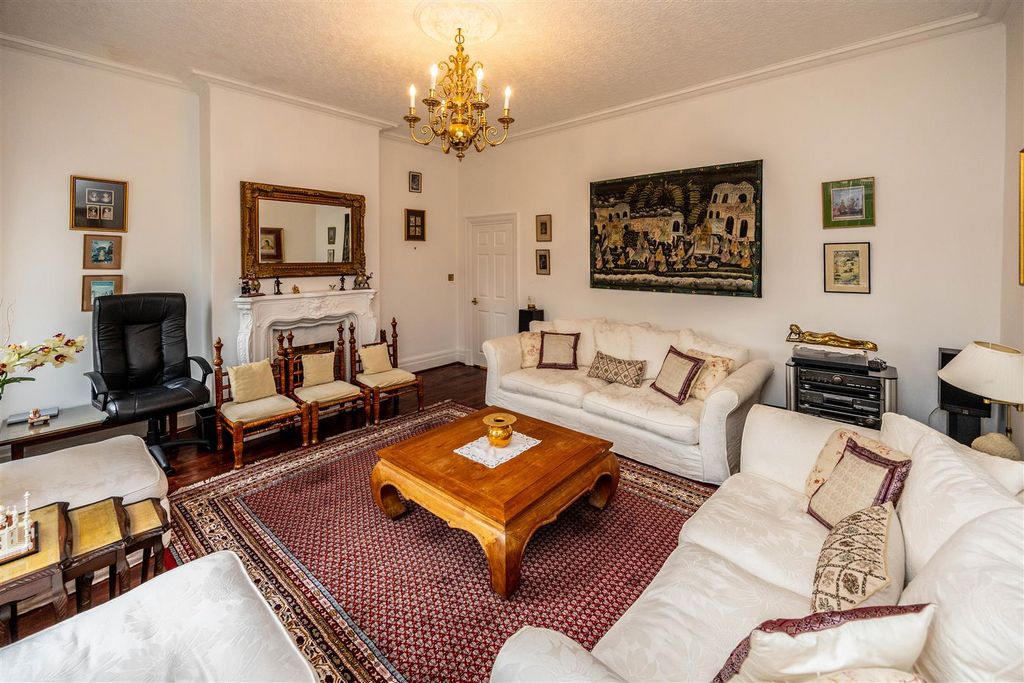 Additional image 15 of 4 bed property for saleWoodside Road, Huddersfield HD4
