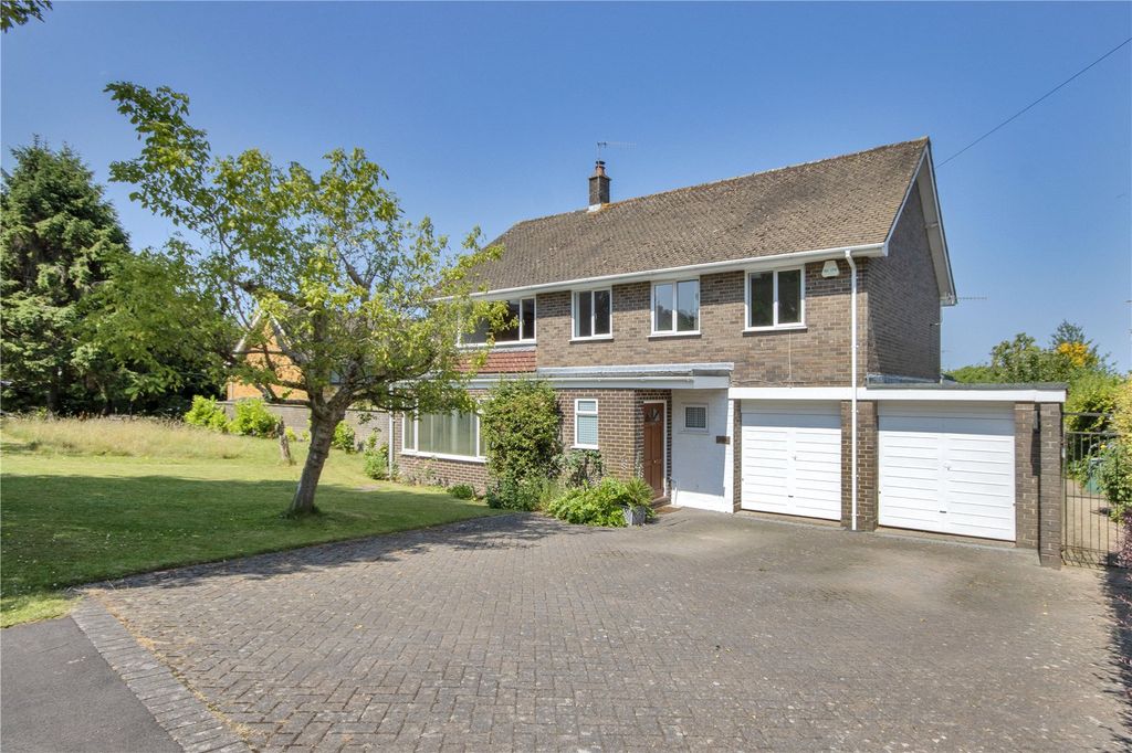 Property photo 1 of 26 214B Forest Road