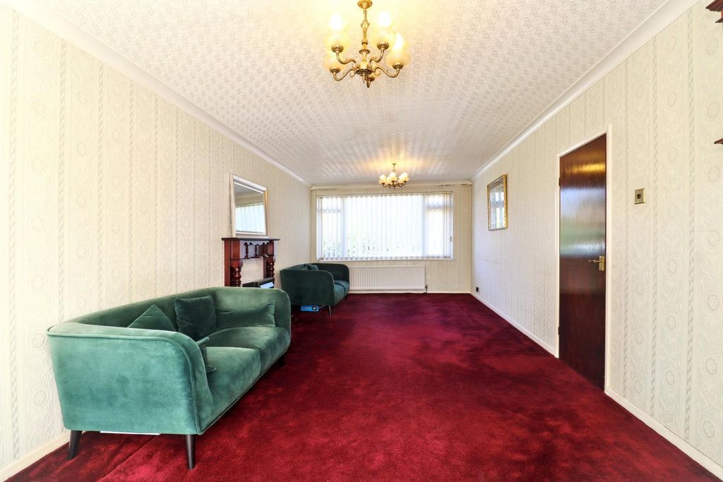Property photo 3 of 24