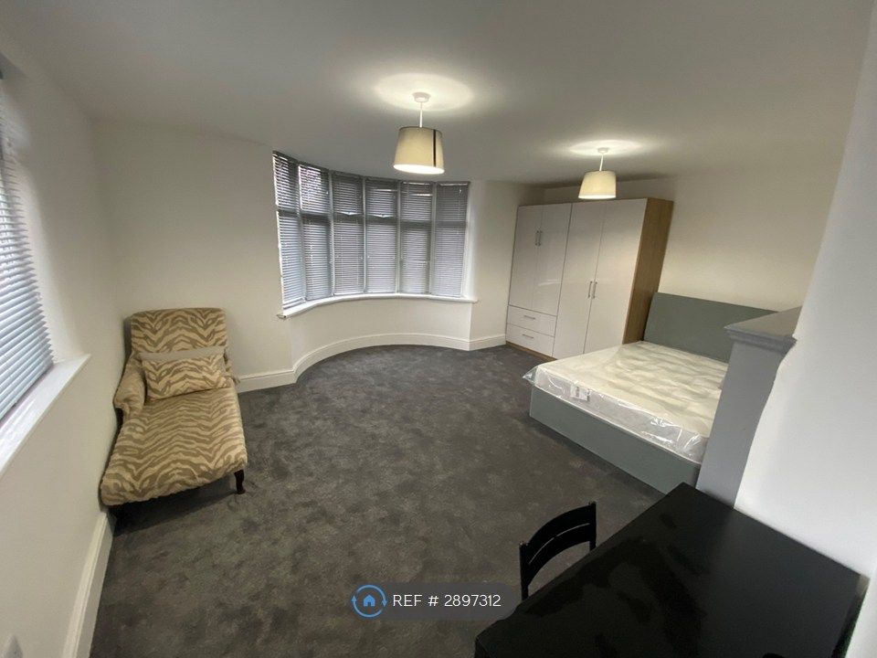 Property photo 1 of 18 4- Ground Floor