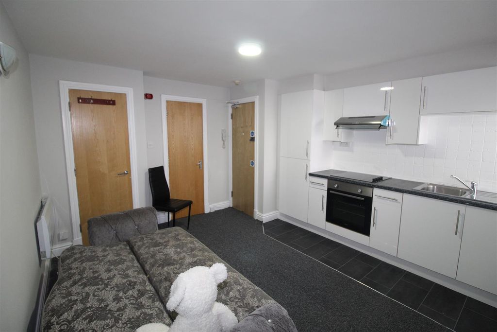 Property photo 2 of 6 Img_9304.Jpg