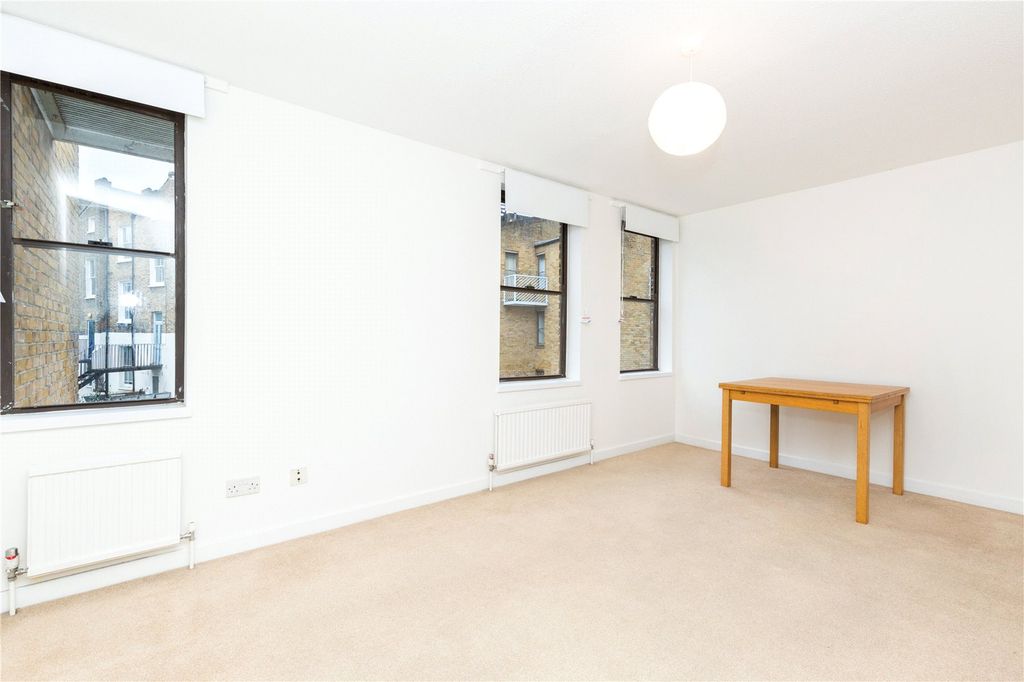 Property photo 2 of 9 Reception