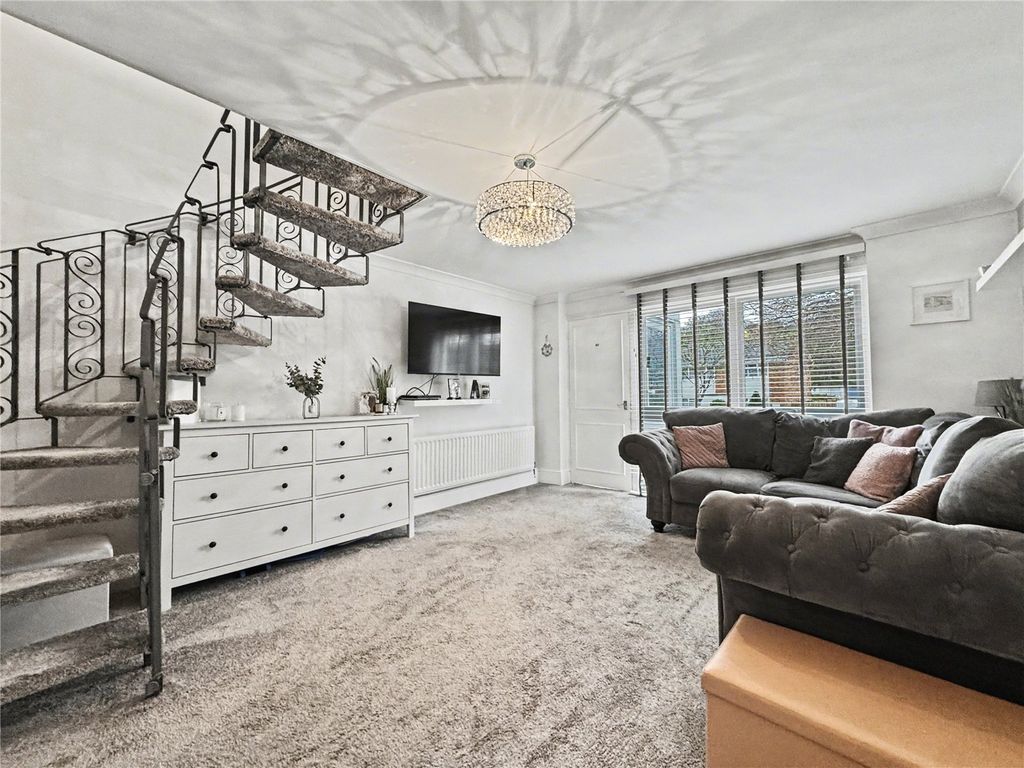 Property photo 2 of 17 Picture No. 08