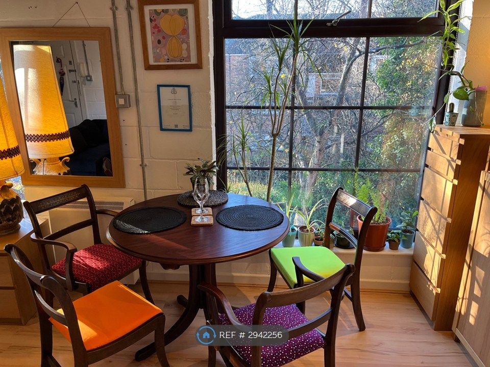 Property photo 2 of 24