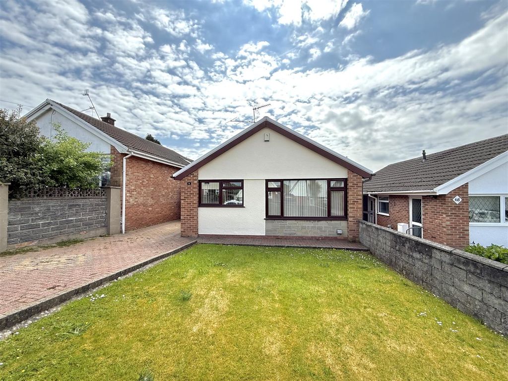 Property photo 1 of 14 External