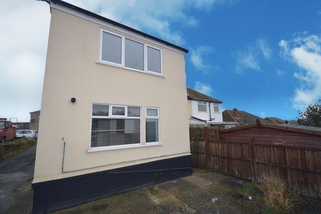 Property photo 3 of 9 Front.Jpg