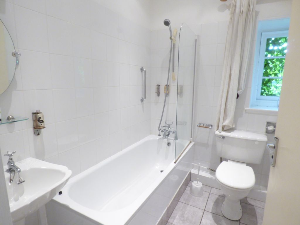 Property photo 3 of 3