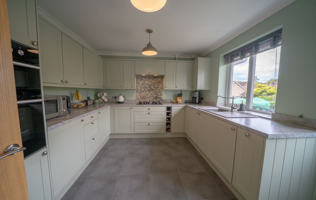 Property photo 3 of 20 Dsc00011-Hdr