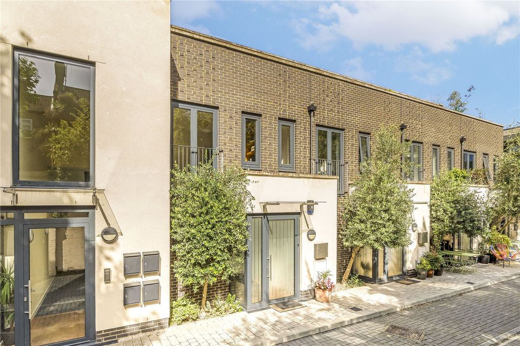 Property photo 1 of 16 Picture No. 17