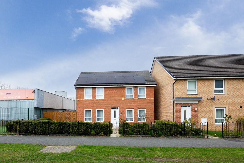 Property photo 1 of 14 Exterior