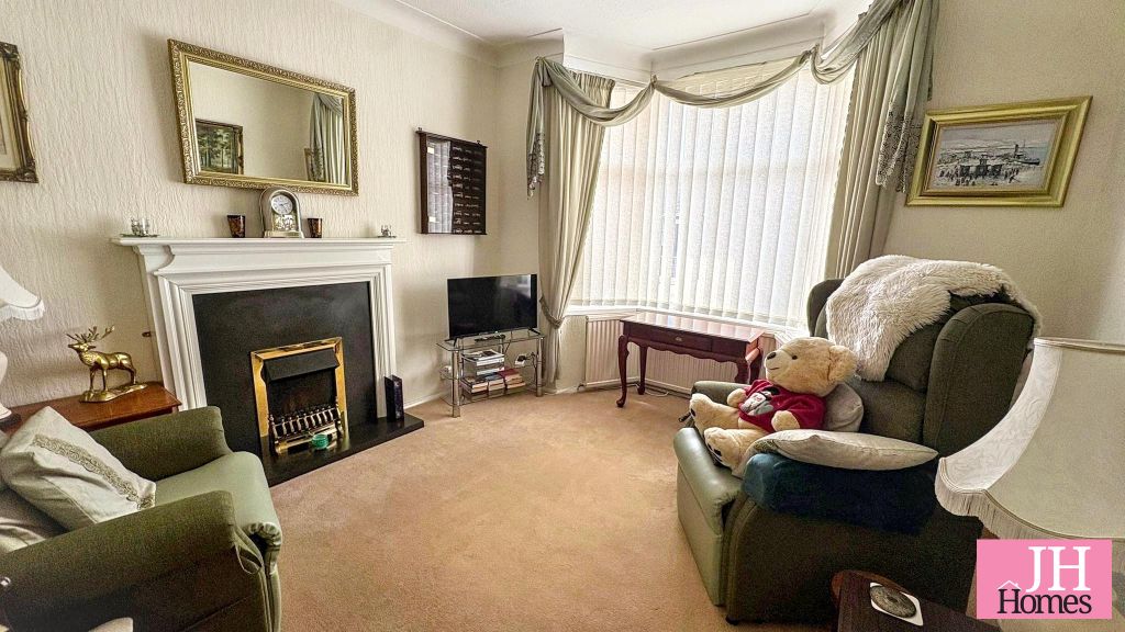Property photo 2 of 11