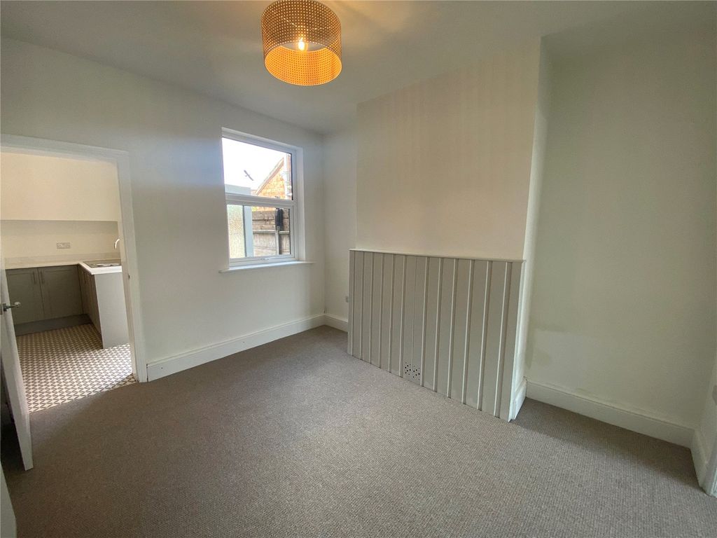 Property photo 3 of 11 Picture No. 06