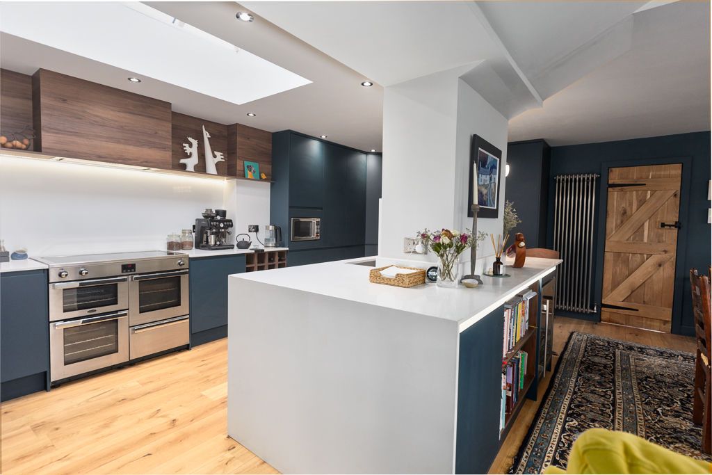 Property photo 2 of 32 Photo 30