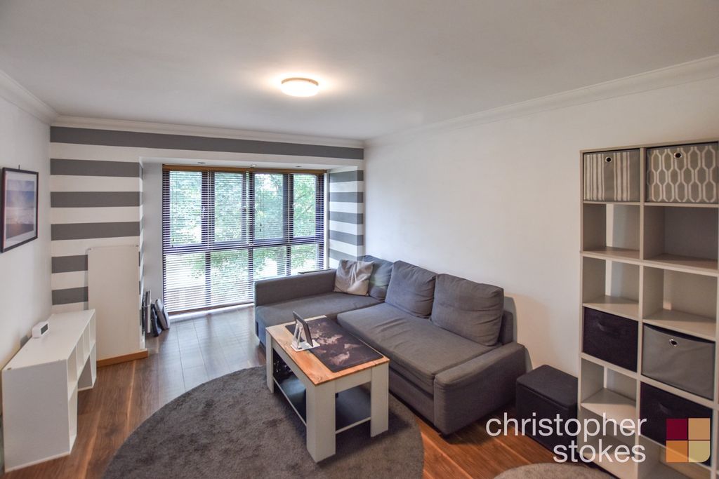 Property photo 2 of 10 4415601