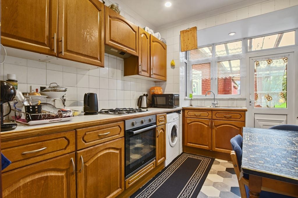 Property photo 3 of 13