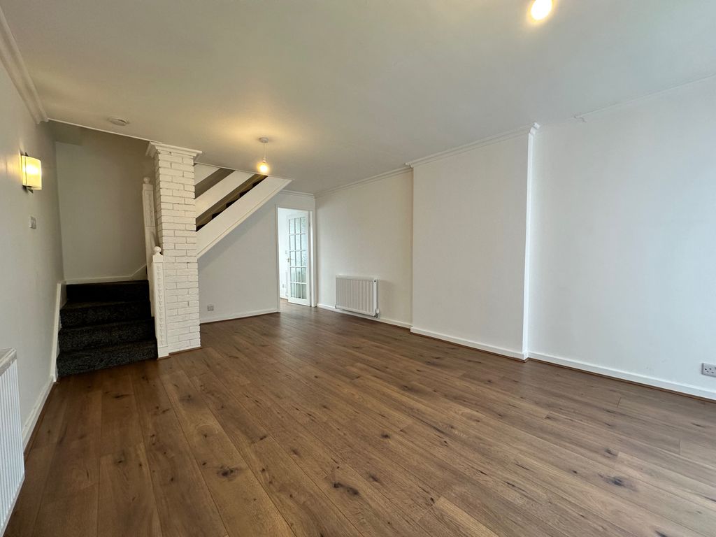 Property photo 2 of 9 Property