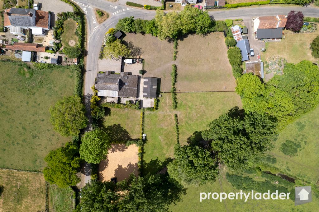 Property photo 3 of 29 Pl Drone-10