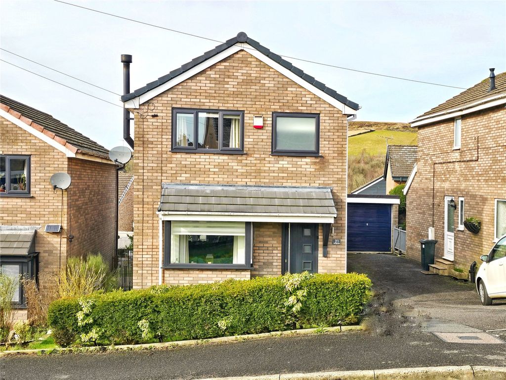 Property photo 1 of 14 Detached Home