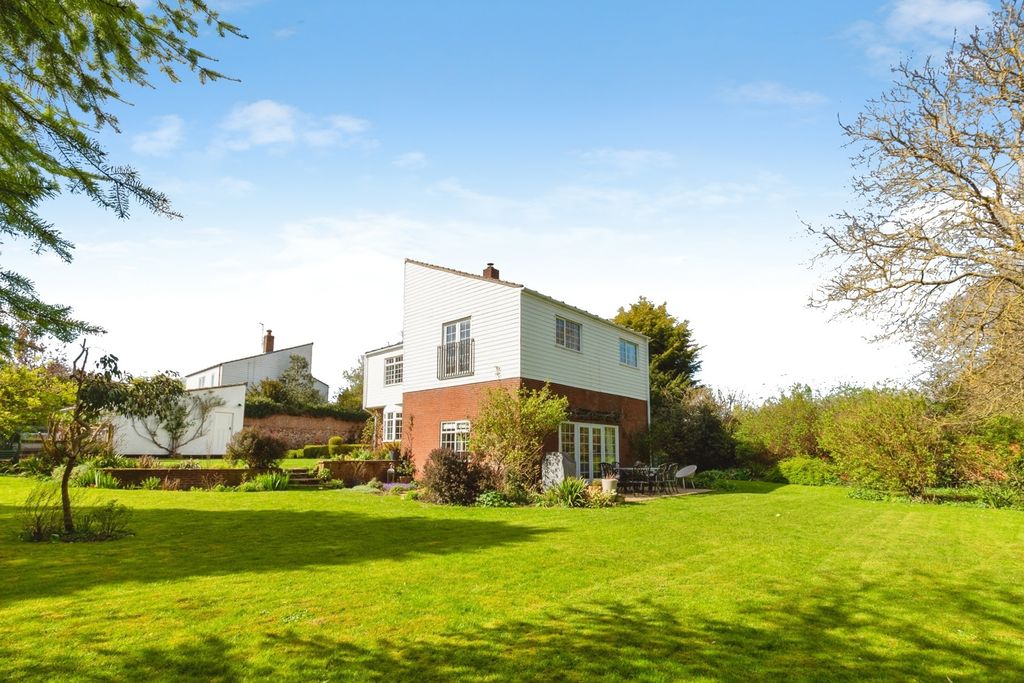 Property photo 2 of 32 Pbox-Img.Jpg