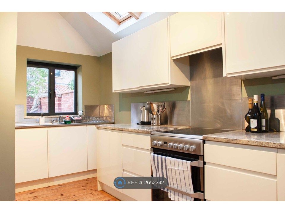 Property photo 1 of 14 Kitchen