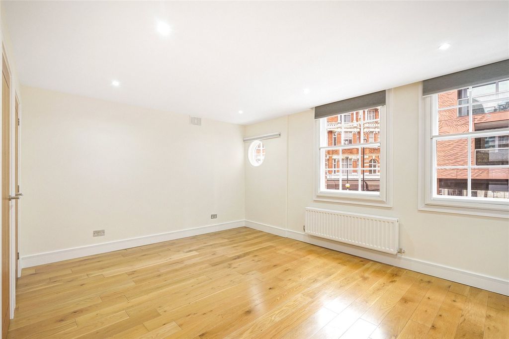 Property photo 1 of 11 Picture No. 18