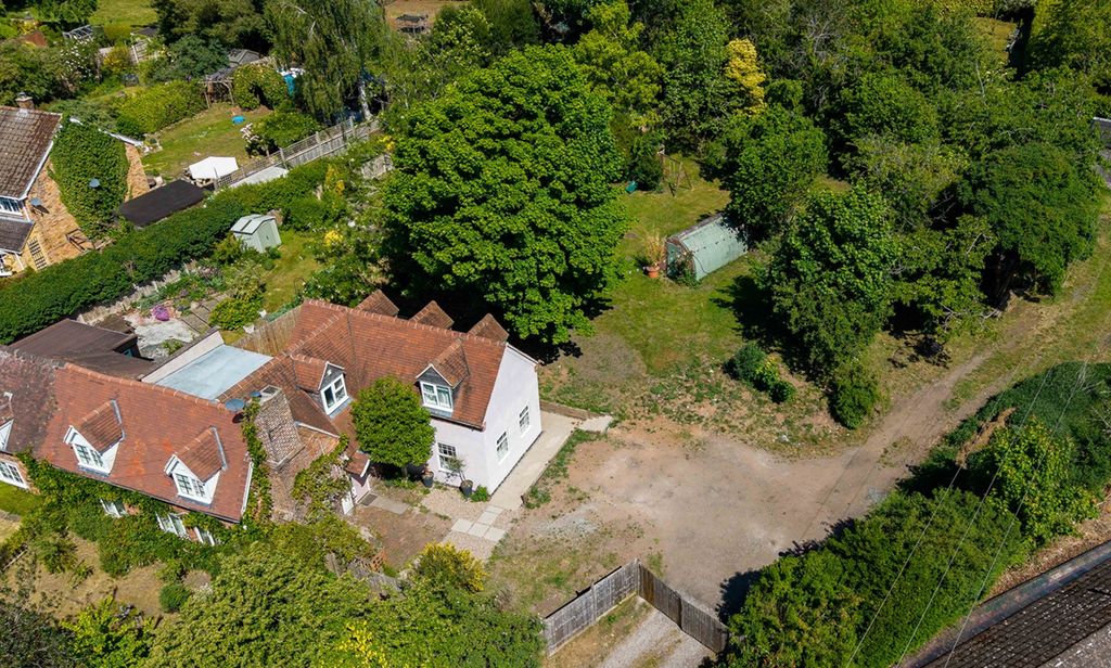Property photo 1 of 25