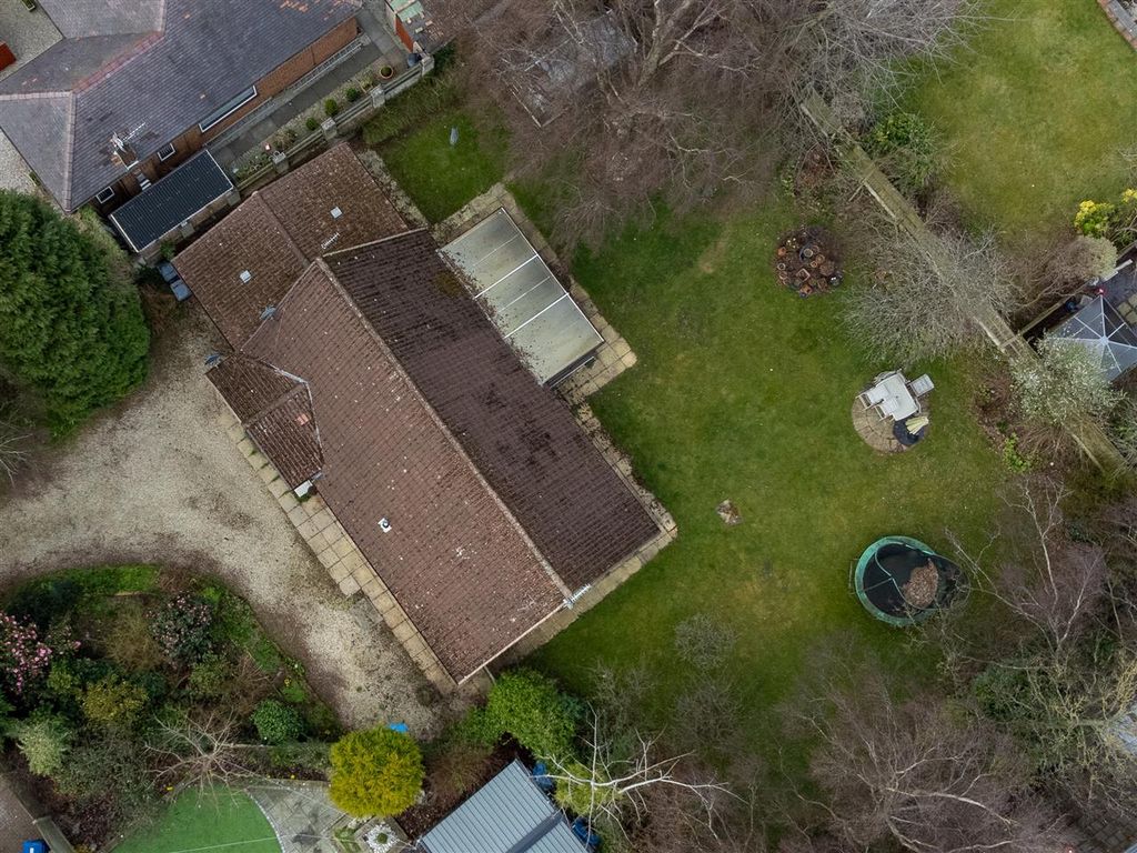 Property photo 2 of 30