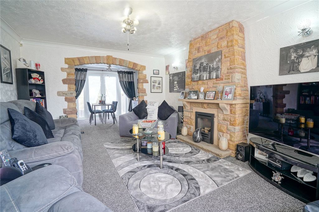 Property photo 2 of 15 Picture No. 07