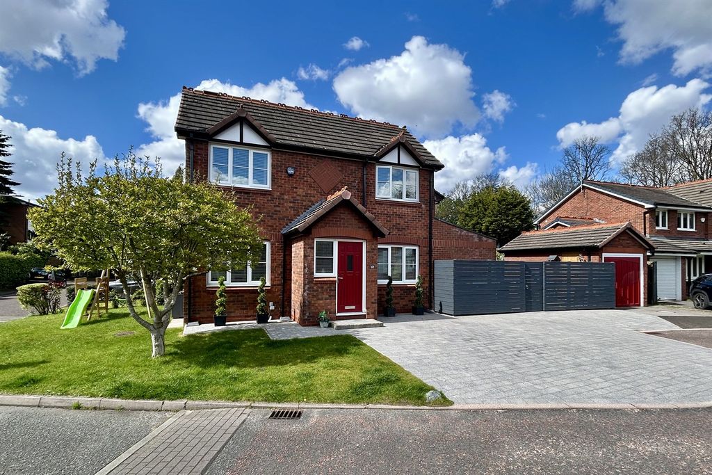 Property photo 1 of 17 (Main)