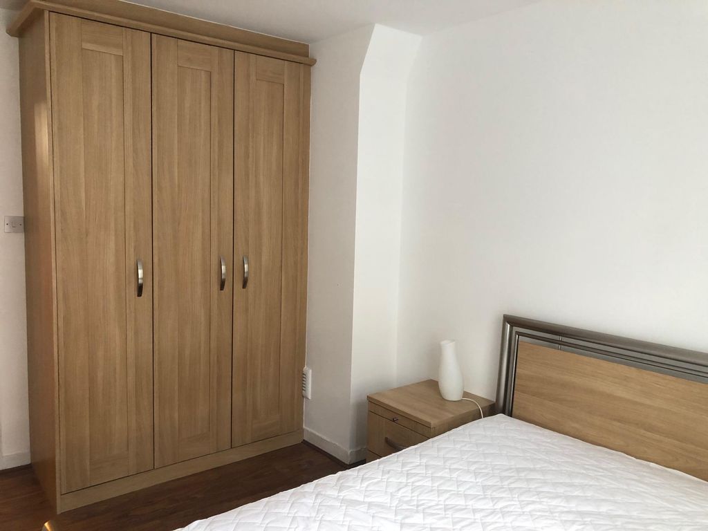 Property photo 3 of 8 Bedroom 1