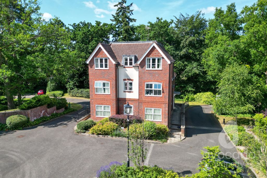 Property photo 1 of 9 4304622
