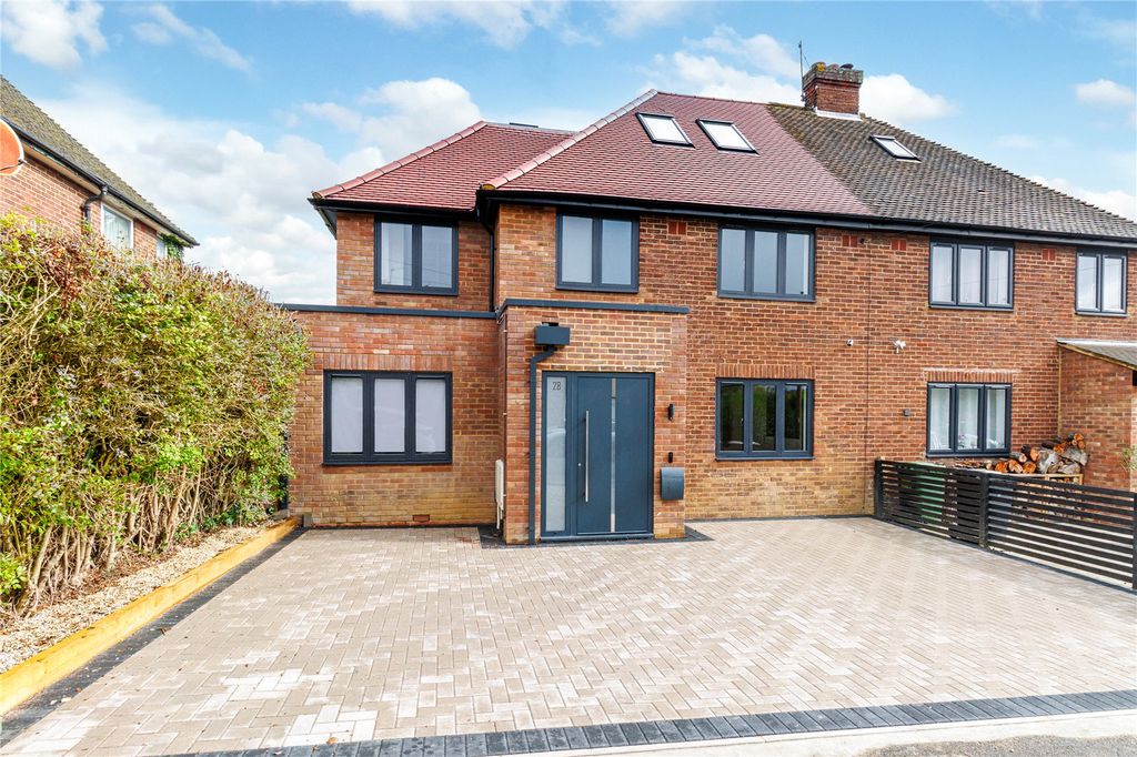 Property photo 1 of 27 Picture No. 04