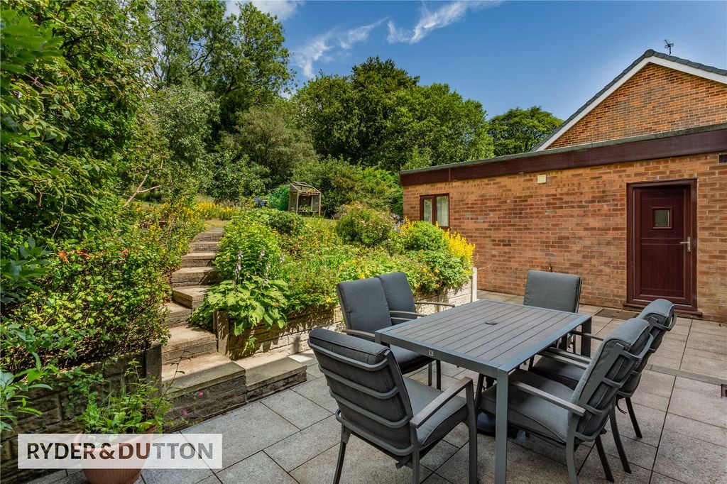 Property photo 3 of 34 Picture No. 17