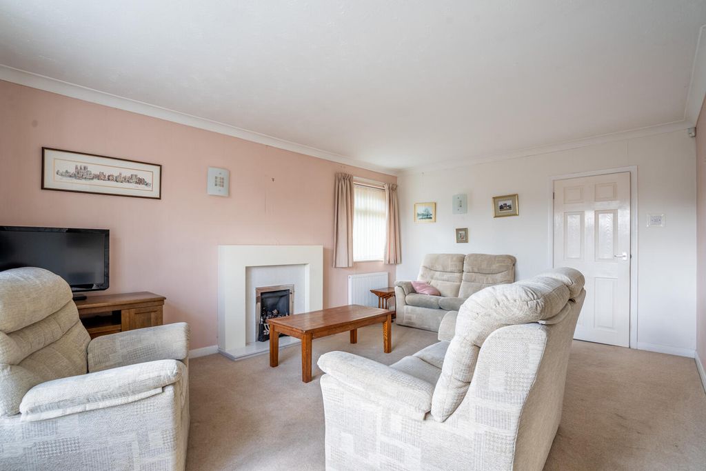 Property photo 3 of 13 Living Room