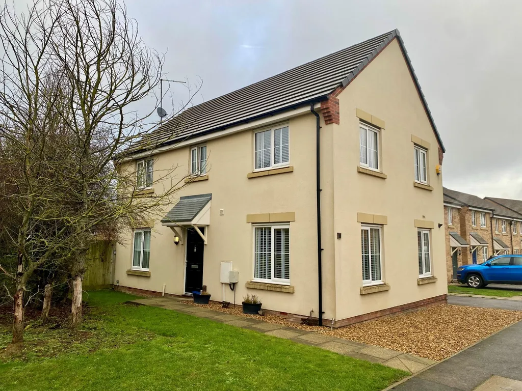 House in Upton, Pineham Village, Hunsbury Meadows - View 3