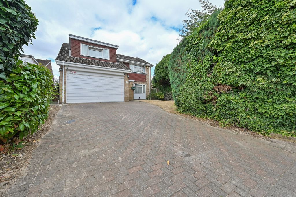 Property photo 1 of 21