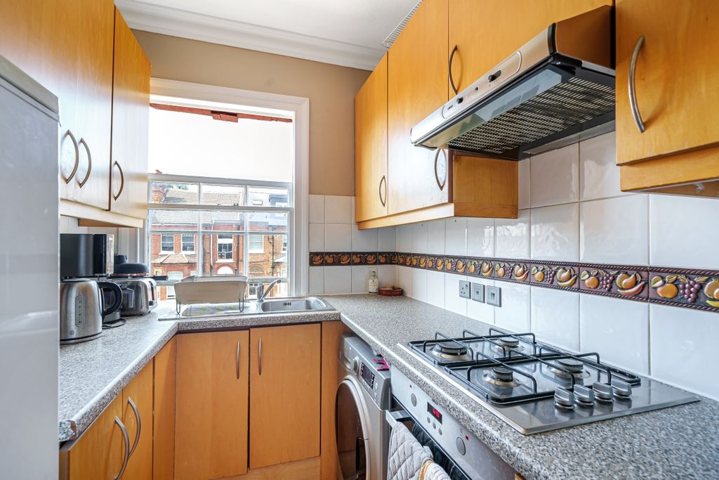 Property photo 2 of 7 1175583 (4)