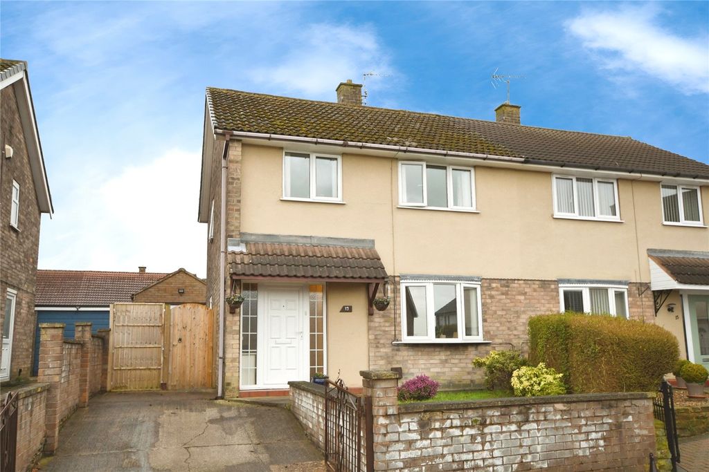 Property photo 1 of 17 Picture No. 01