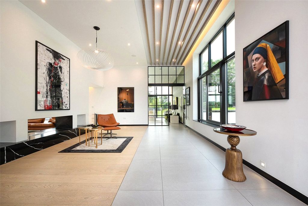 Property photo 3 of 14 Reception Hall