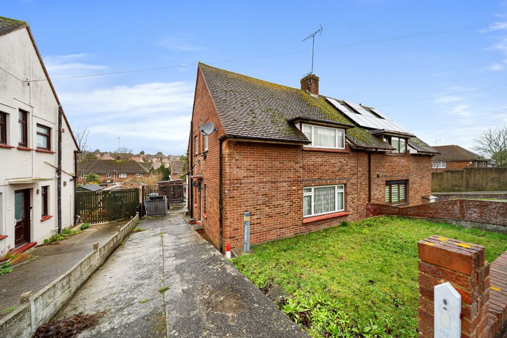 Property photo 1 of 14 4828091